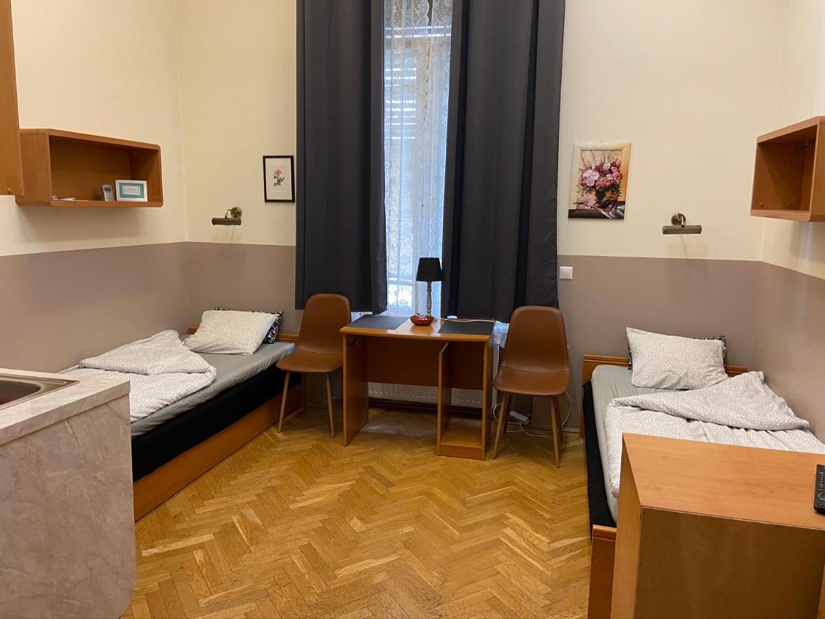 Guest Rest Studio Apartments Budapest Luaran gambar