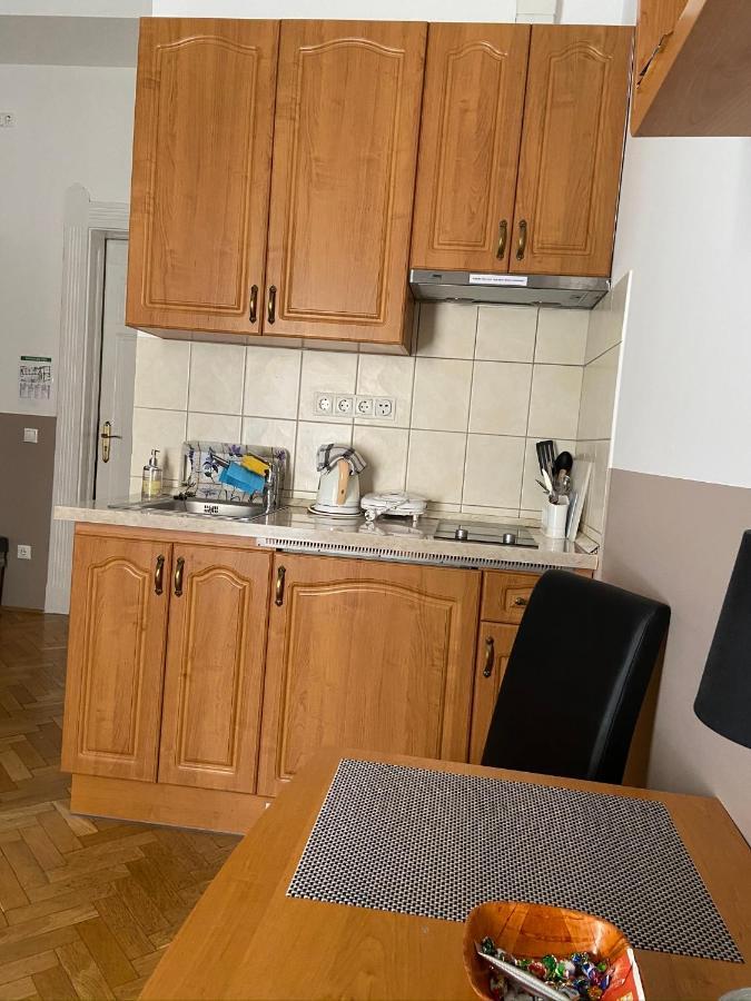 Guest Rest Studio Apartments Budapest Luaran gambar