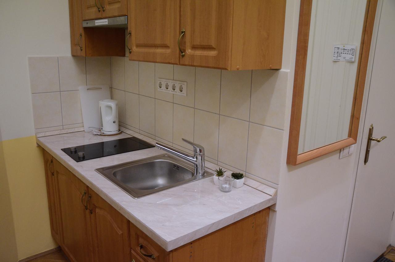 Guest Rest Studio Apartments Budapest Luaran gambar